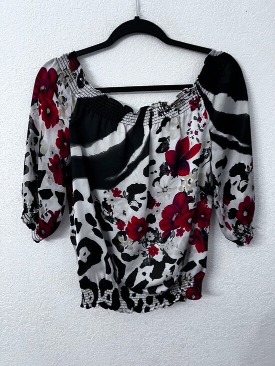 White House Black Market Floral & Animal Print Off-Shoulder Top women size small - Picture 1 of 6